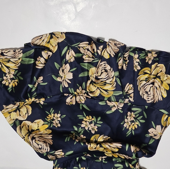 Jessica Simpson Davina Cut Silk Floral Mini Dress Size XS NWT - Picture 10 of 13